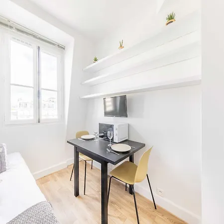 아파트 Charming 1p Near Av Montaigne *